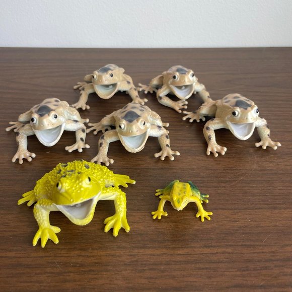 Vintage 1998 Frog Toys - Picture 2 of 6